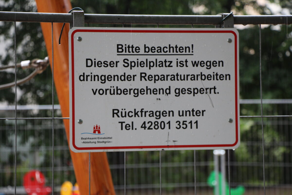 Das Bezirksamt hat für die Sanierung des Spielplatz Brockmannsweg ein Beteiligungsverfahren gestartet. Symbolbild: Robin Eberhardt