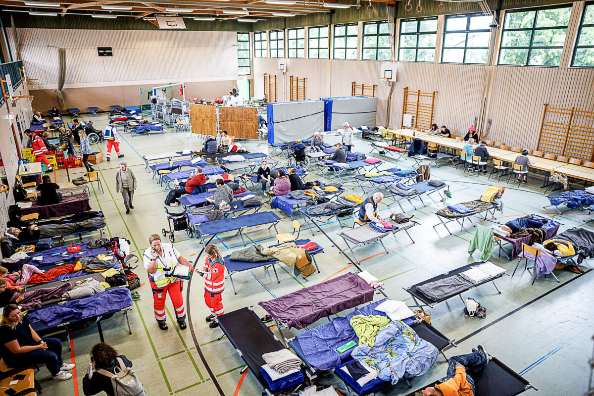 Im Bildungszentrum Schlump sollen ehrenamtliche Helfer für den Katastrophenfall ausgebildet werden. Symbolfoto: Matthias Balk