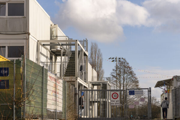 Die Stadt Hamburg lässt der Erstaufnahmeeinrichtung Tronc-Mittel zukommen. Foto: Henning Angerer